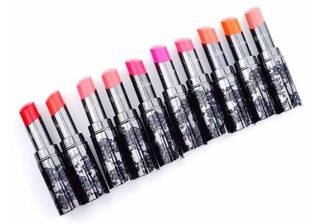 种一车草都不心疼的百元开架口红