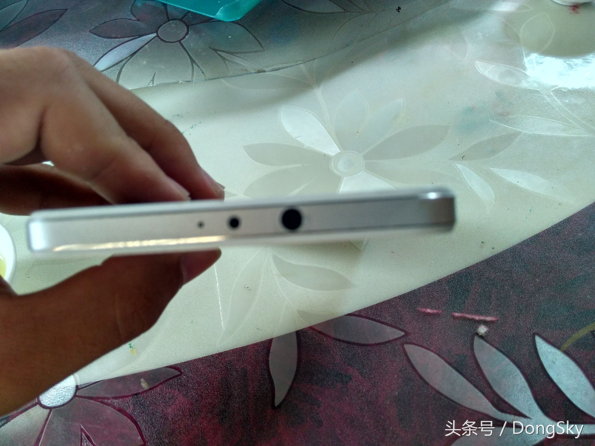 荣耀6plus是不是第一款双摄像头,荣耀6plus双摄像头是不是假的