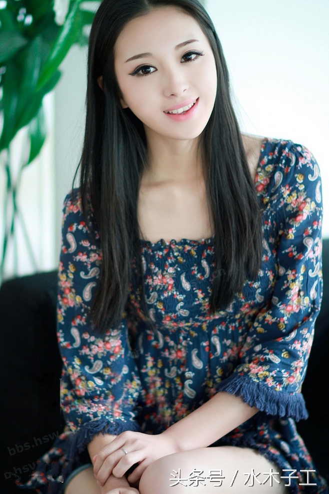 《八舍102》(小说连载九):成熟师姐欧阳倩雪艳如桃