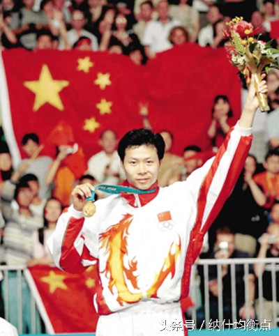 中国奥运冠军遗憾被击败,奥运金牌榜中国被美国反超视频