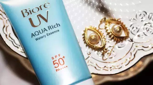 绵阳·街尚涂了防晒霜还是晒的黢黑了，因为你不懂这些...