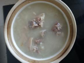 怎样快速做好一锅汤汁浓、白、稠的猪蹄