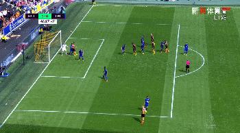 莱斯特城输升班马不冤，对手双人倒钩载入史册，真人版致敬大空翼