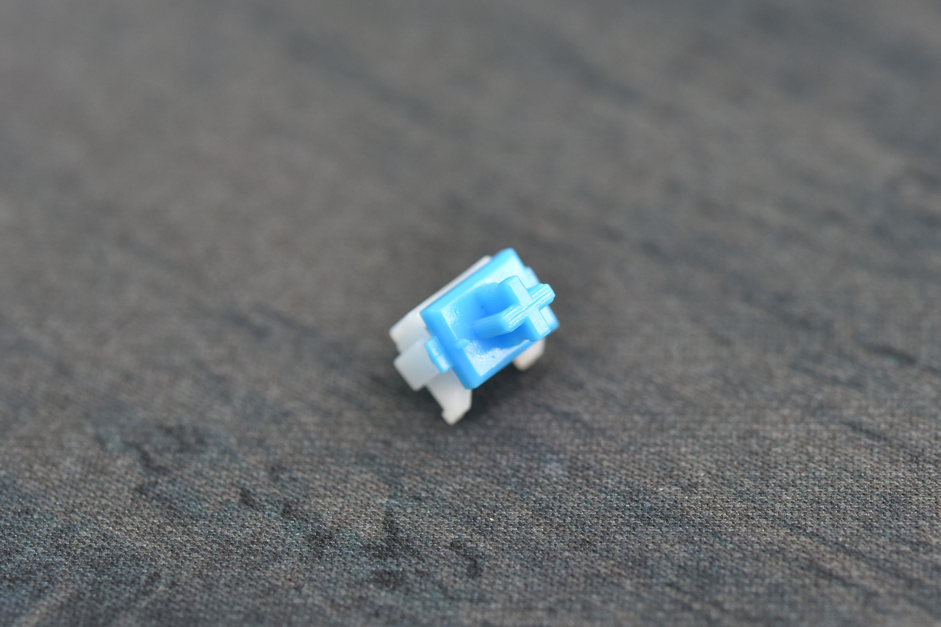 樱桃红轴怎么辨别真假,樱桃轴真假对比