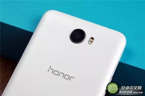 荣耀5.8英寸全面屏手机推荐,荣耀畅玩206.5英寸大屏