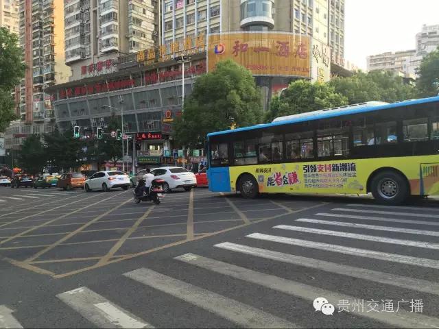 闯绿灯也会被罚款吗,闯绿灯违法怎么处罚