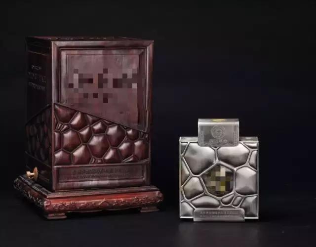 比国家队奥运队服还要丑的，是我国的奥运酒...