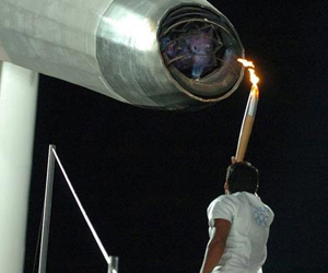 历届奥运会火炬圣火点火仪式,往届奥运圣火点火仪式