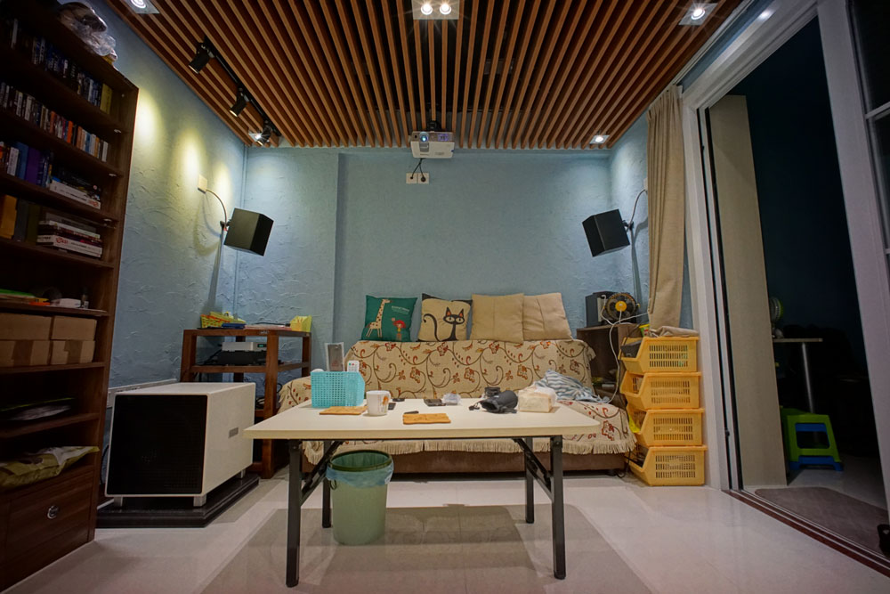 入墙式家庭影院装修详细攻略,小户型客厅怎么做家庭影院