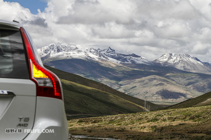 沃尔沃xc60试驾视频2020第一视角,2023款沃尔沃xc60高原试驾