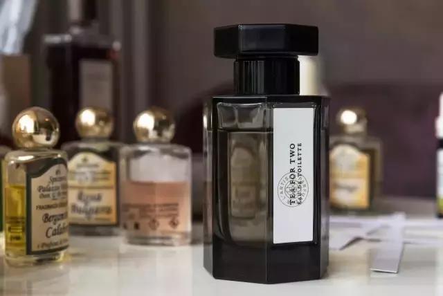 看完这篇，小白也知道如何零差评送出有逼格的小*香众**水