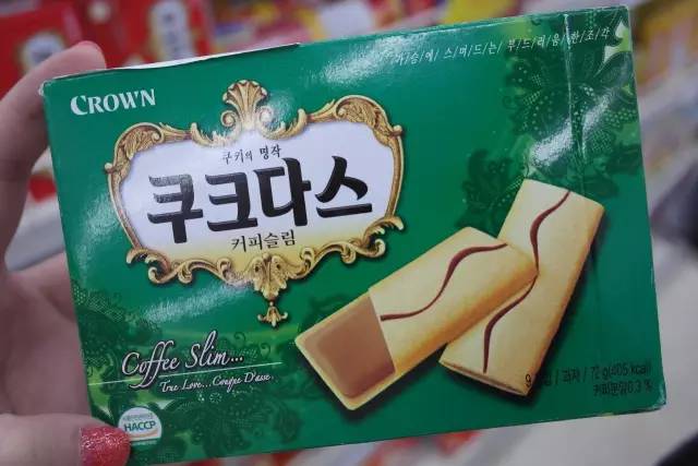 韩国进口乐天扁桃仁夹心巧克力,韩国进口乐天巧克力打糕派