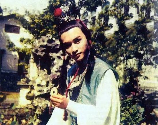 “哥哥”首部电影演贾宝玉，竟是色情片，女主陈百祥老婆“秀姑”