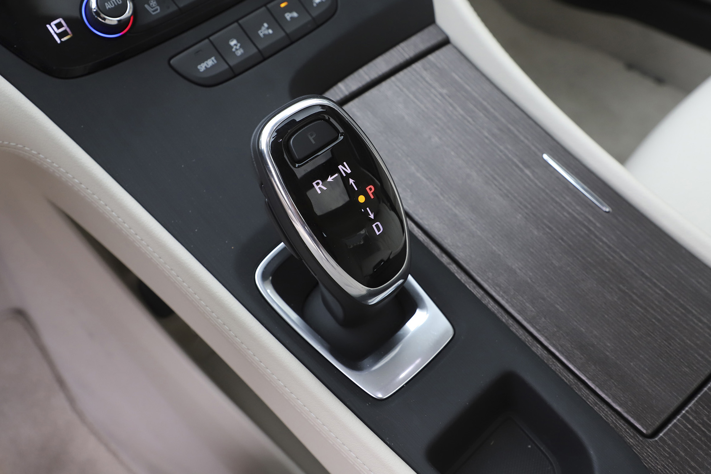 别克君越新款官方指导价优惠多少,2021别克君越旗舰版价格