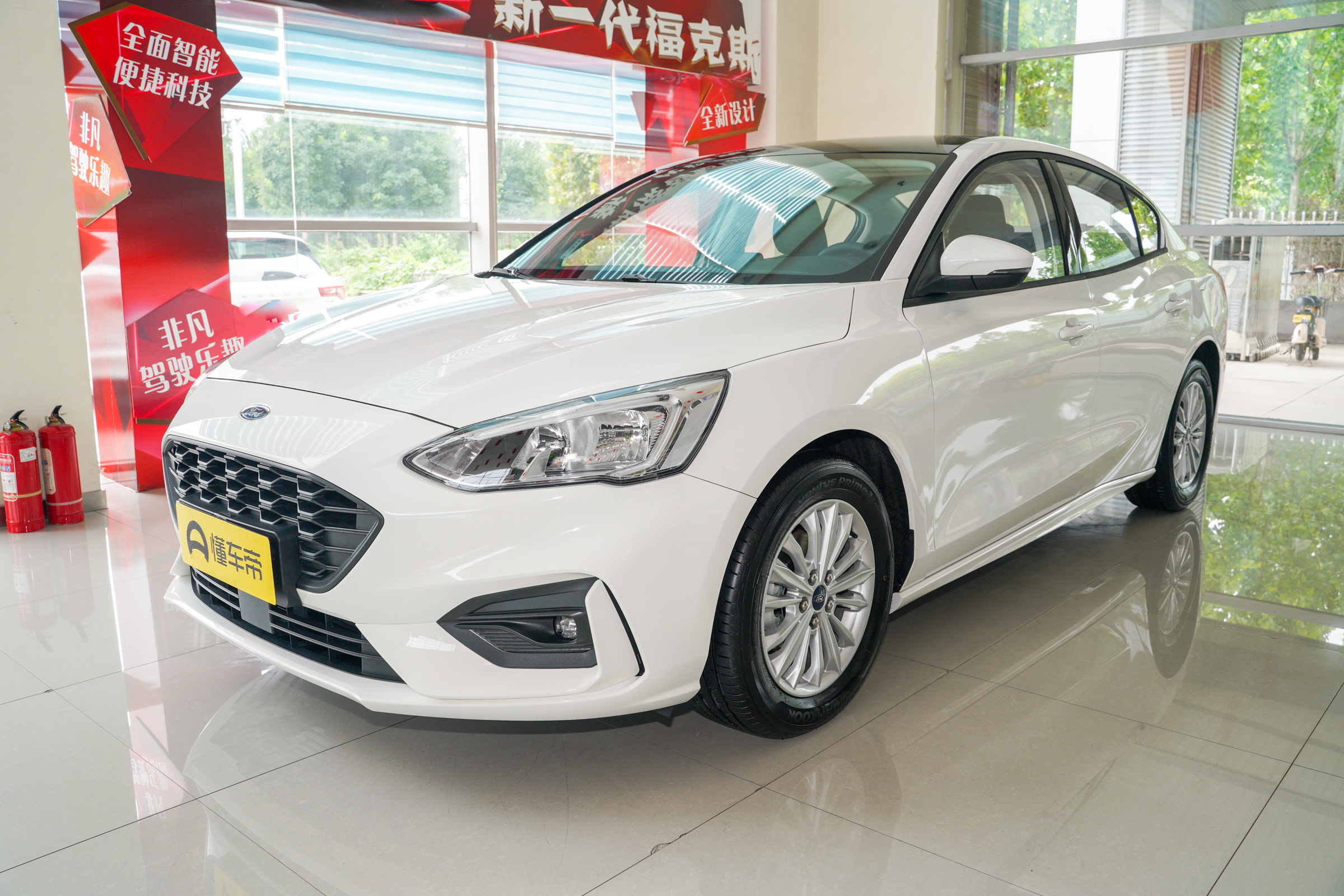 全新福克斯上市降价,福克斯stline优惠多少