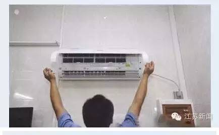 46岁大姐咳嗽很厉害是什么病,中年妇女咳嗽咳出尿