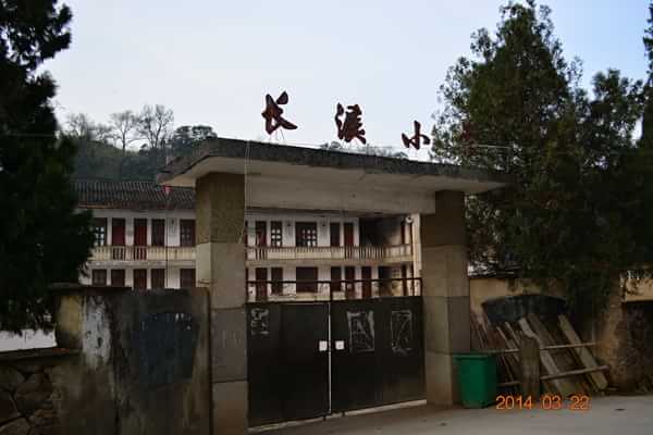 稻草人旅行有什么特色,稻草人旅行沙漠