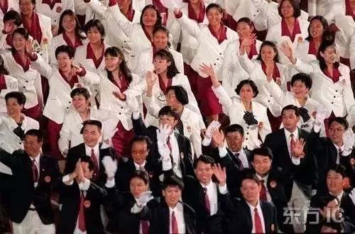 曾经美爆的社会主义复古风哪去了？为什么叕玩起了番茄炒蛋的老梗