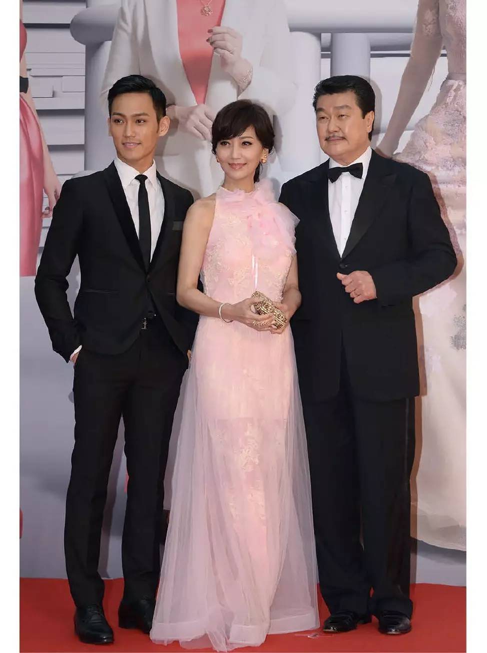 不老女神赵雅芝登台,不老女神赵雅芝访谈