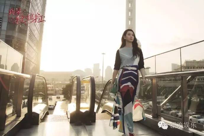 戚薇又演了一个宇宙级吊炸天的冷都女！她这是要一条道走到黑啊