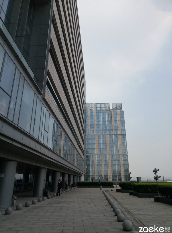 魅蓝e2开箱上手体验,魅蓝e简单小评测