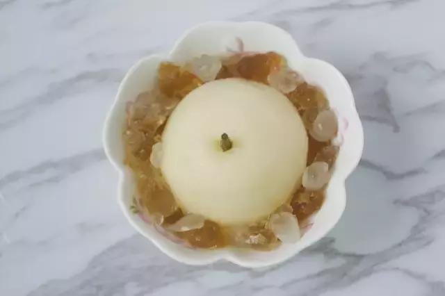 桃胶皂角米银耳羹的步骤,桃胶皂角米炖雪燕银耳羹