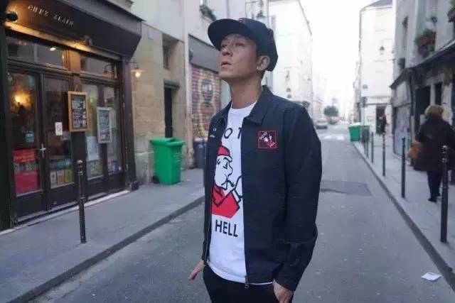 除了以最屌的姿势上热搜，他还创立了这样一个品牌！