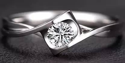 30分裸钻可以做出什么项链,30分的裸钻如何选择