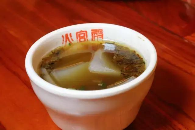 全城“通缉”湖南籍人士，这家传承400年的老店要请你吃臭豆腐