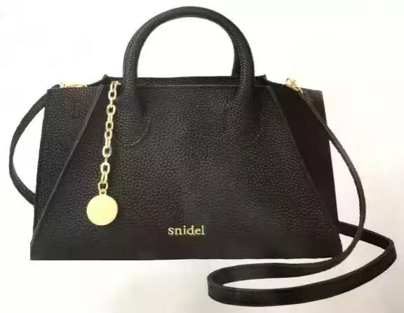 日本买杂志还送礼物看看都送的啥,日本杂志送大牌包包