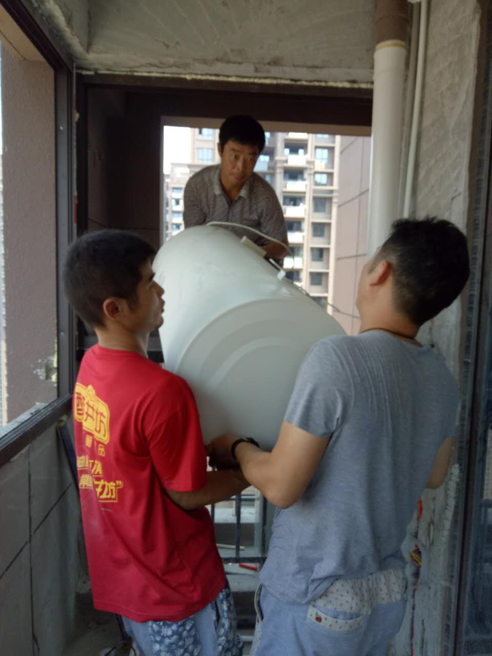 电热水器怎么安装和使用,卫生间安装电热水器的正确方法