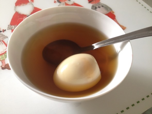 产后不能喝水和吃水果，只喝红糖水和汤！折磨人的月子我不要过！