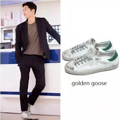 阿迪达斯绿尾小白鞋,阿迪绿尾小白鞋是经典款吗