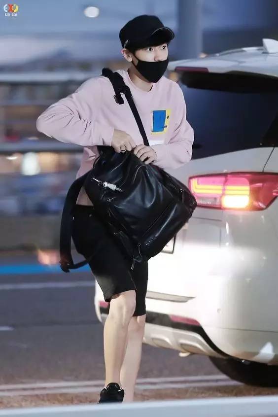 颜控|真心美美哒看欧巴们穿樱花粉