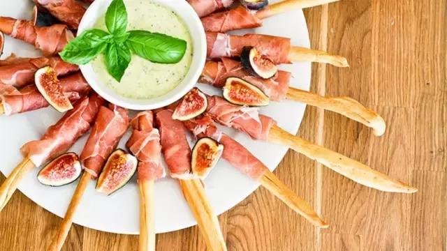 哪个地方有火腿 (有火腿的地方)