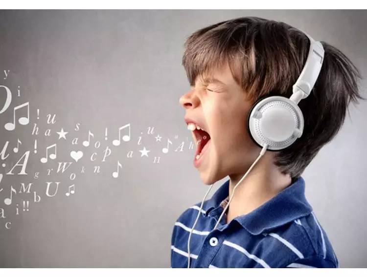 主持人乌小兰的宝宝润喉食疗小偏方