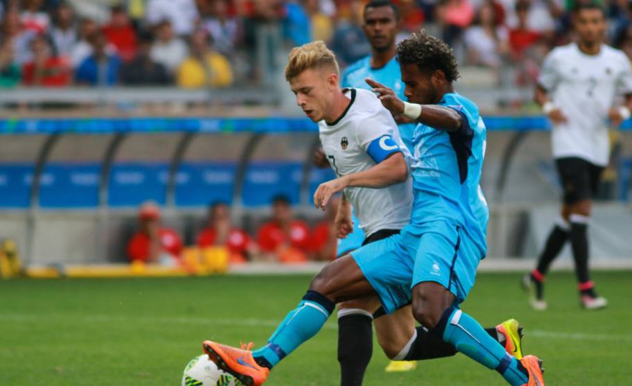 服不服，不服打到你趴下——奥运足球史上的大比分狂扫！