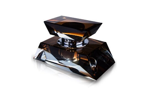 为什么下雨天车内空调有霉味 (一招搞定汽车空调霉味)