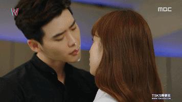 李钟硕公开表白,李钟硕求婚