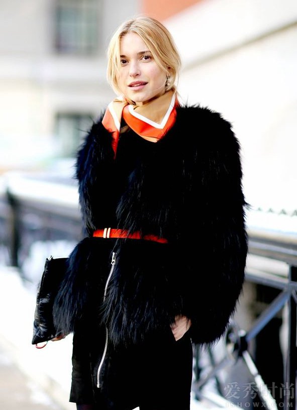 大丝巾丝巾扣的系法大全,三角丝巾的系法图解视频