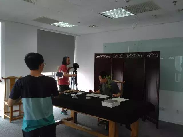 推荐当代优秀青年国画家赵少俨,赵少俨中国花鸟画技法