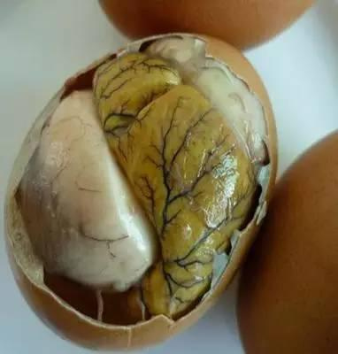 一般人不敢尝试的十大奇葩美食,25个令人目瞪口呆的奇葩美食