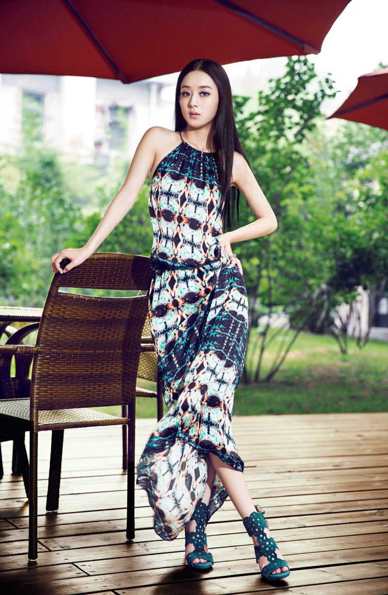 赵丽颖腿长多少,赵丽颖腿长两米八