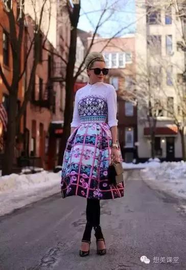 让我们看看这些小众的时尚圈的网红脸，宝宝也想这么火的大红大紫