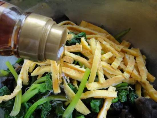 云南各种稀奇古怪文化菜名,云南稀奇古怪的菜名大全