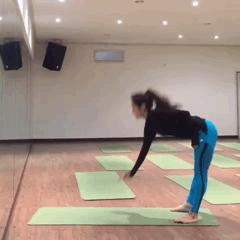 韩国瘦身瑜伽,韩国男女瑜伽教练教学