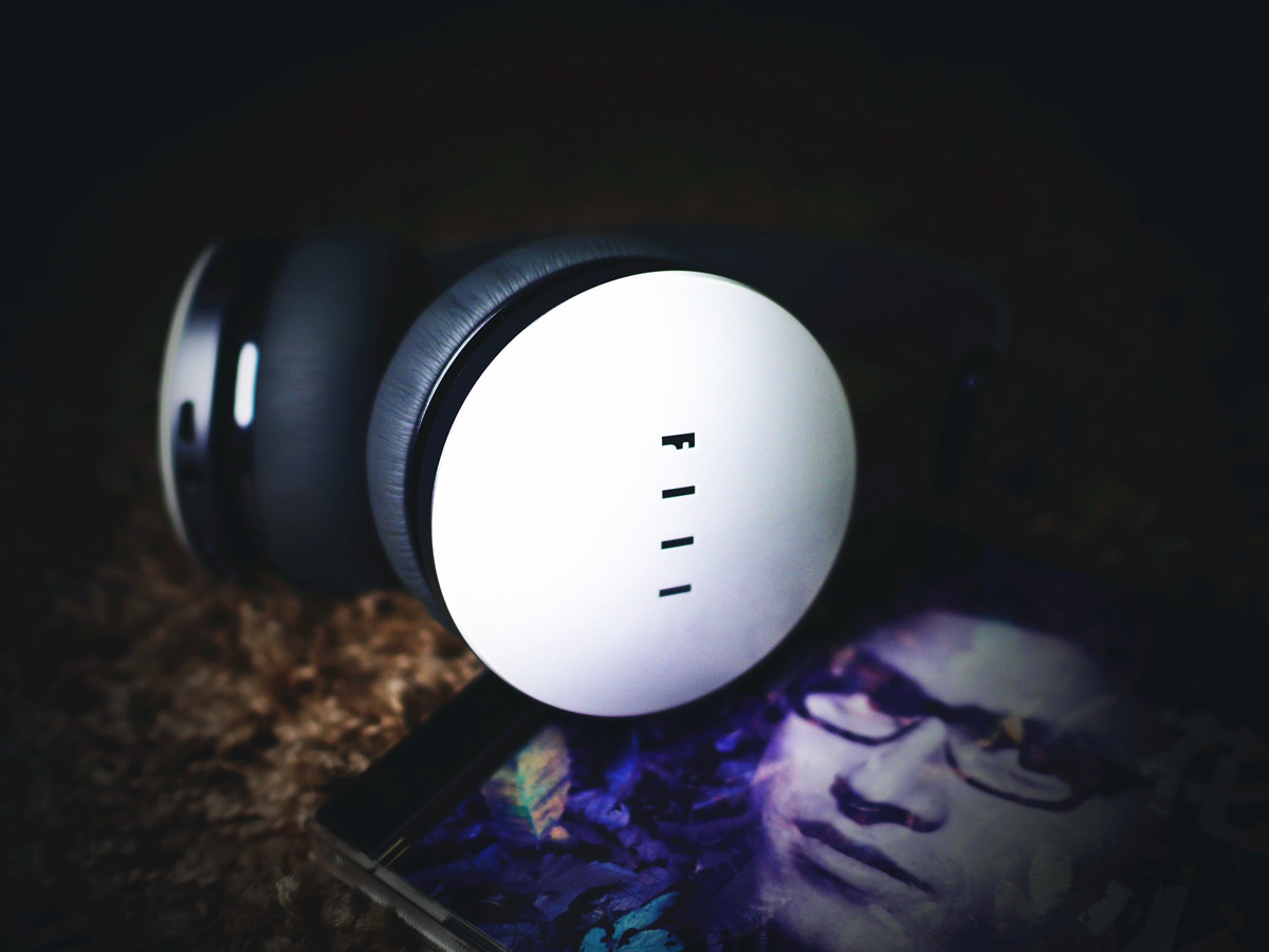 汪峰耳机fiildiva头戴式耳机,汪峰耳机fiilcc2测评