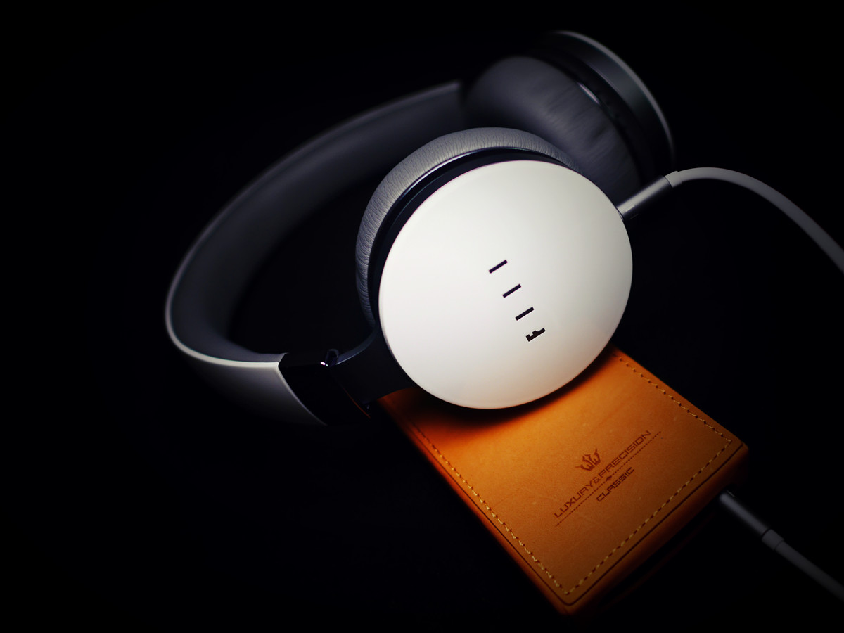 汪峰耳机fiildiva头戴式耳机,汪峰耳机fiilcc2测评