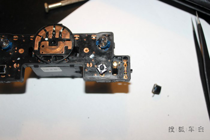 08款骊威空调ac灯关不掉,09款骊威安装倒车影像