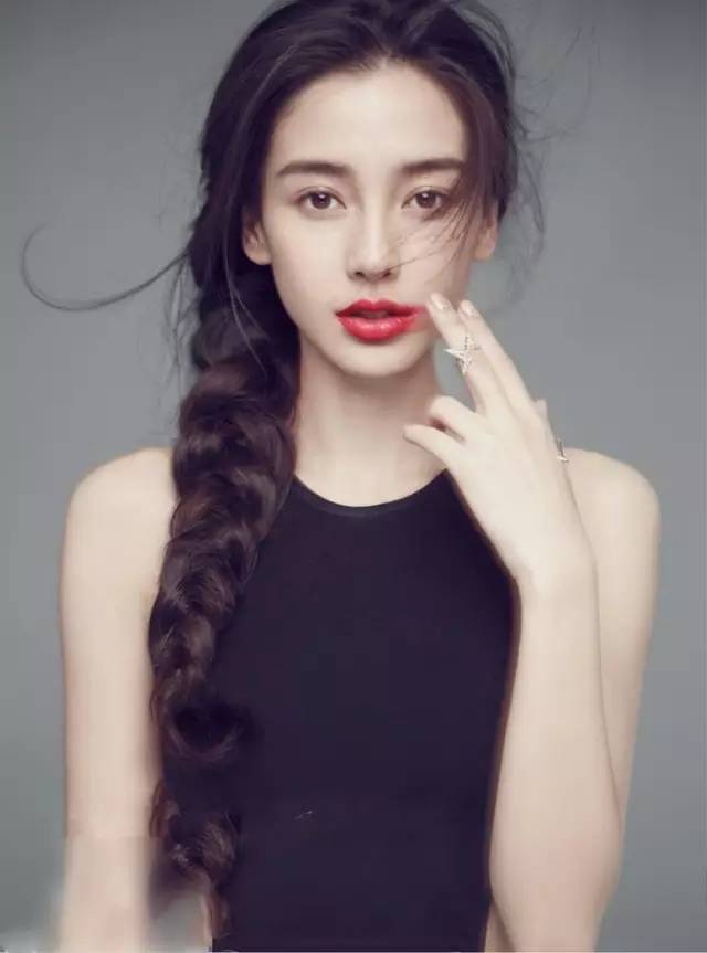 angelababy颜值这块惊艳到你了吗,angelababy年轻时有多惊艳